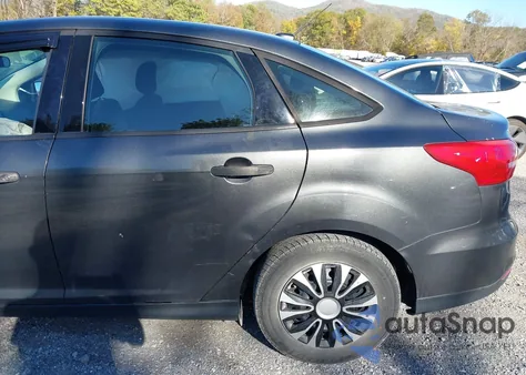 2017 Ford Focus S from USA, damaged, VIN 1FADP3E25HL262671